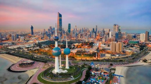 الكويت تعكف على "غربلة" مشاريع حكومية لتوفير 600 مليون دينار