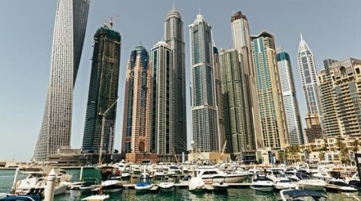 "كافالي" تعتزم إطلاق ناطحة سحاب بـ545 مليون دولار في دبي