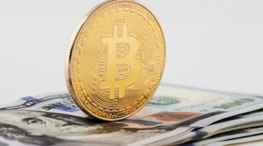 مؤسس أكبر صندوق تحوط في العالم يطلق صافرات الإنذار للمنظمين الأميركيين