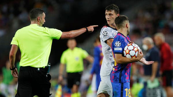 مشاكل برشلونة تستمر.. إصابة ألبا وبيدري في مباراة بايرن