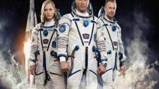 تصوير فيلم التحدي الفضائي يستمر على الأرض
