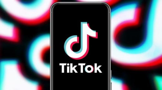  سيزيل Tik Tok التطبيقات الشهيرة. التوقعات ستنخفض إلى المركز الثالث 