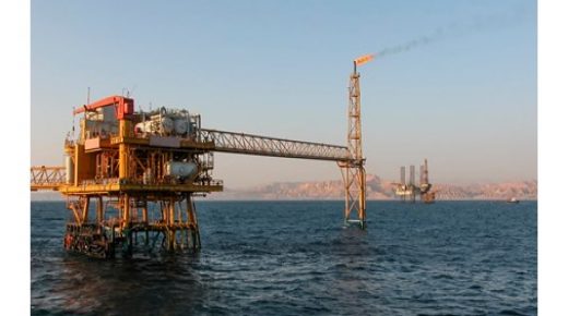 مصر توقع اتفاقية مع شركة إيني للتنقيب عن النفط 