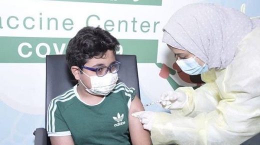 هذا ما قاله أول طفل سعودي يتلقى لقاح كورونا 
