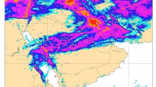 السعودية .. مطر وبرَد والدفاع المدني يحذر من أودية 