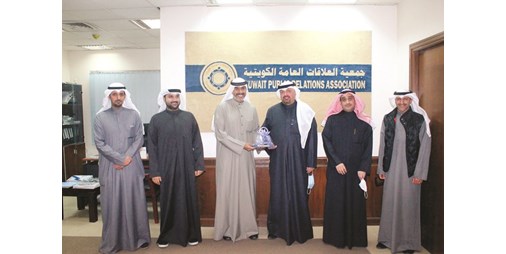 توقيع مذكرة تفاهم بين المحاسبين والعلاقات العامة 