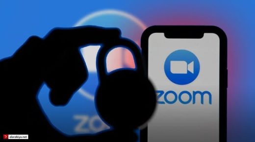 تطبيق Zoom يتجسس عليك ... ثغرة خطيرة 