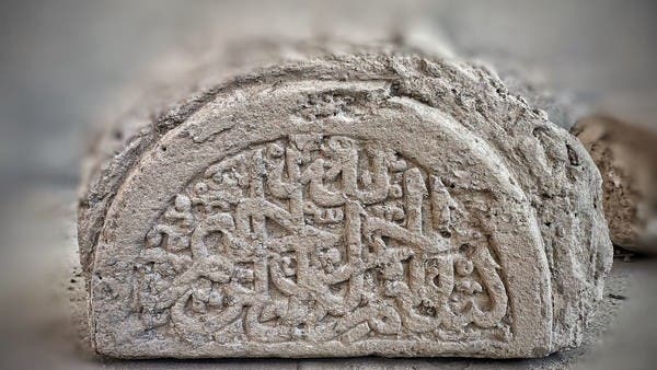 فنان سعودي يكرس خبراته ومعلوماته للعمارة التقليدية 