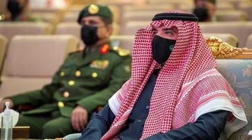 وزير الداخلية يطلق الجواز الالكتروني 
