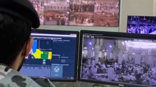 على مدار الساعة .. غرفة العمليات في الحرم تضمن أمن المصلين 