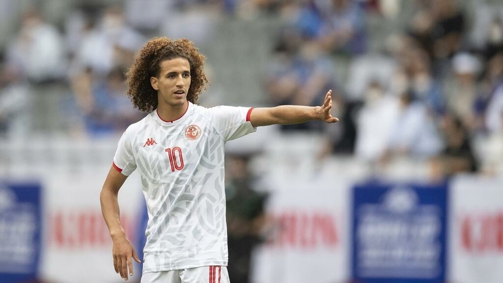 اللاعب التونسي الدولي هانيبال المجبري ينتقل من مانشستر يونايتد إلى برمنغهام 