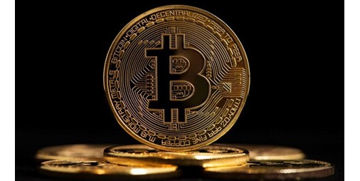 تنخفض عملة البيتكوين وسط تحذيرات بشأن الأصول 