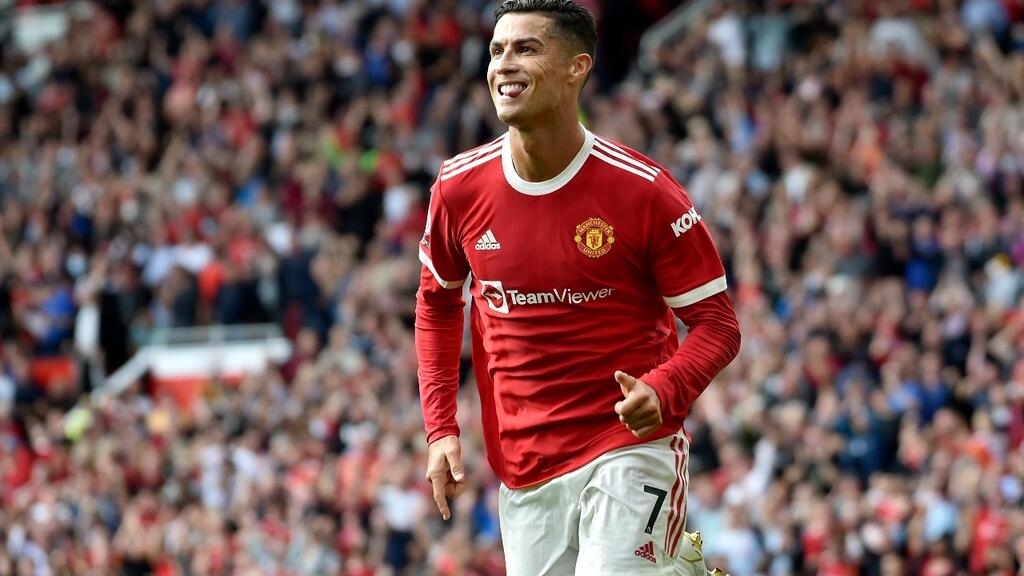 رونالدو لا يزال مضطرا من قبل يونايتد والمنتخب الإنجليزي الأكثر إنفاقا بنحو ملياري يورو 