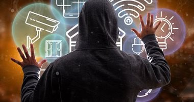 يكشف باحثو الأمن كيف اخترقوا هواتف Android و Apple عبر `` كابل الشاحن " 