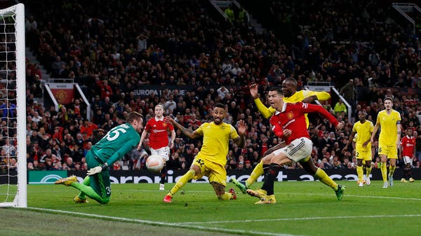 رونالدو يقود يونايتد إلى الدور الثاني في الدوري الأوروبي