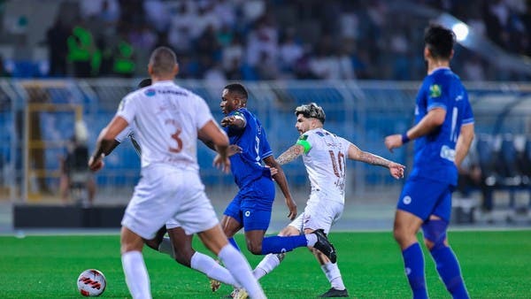 قمة مرتقبة بين الهلال والشباب بالدوري السعودي