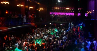 ملهى ليلى يحول حرارة أجساد الراقصين إلى طاقة تشغيل لنظام التدفئة والتبريد