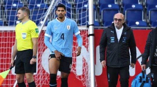 أراوخو يسافر مع منتخب أوروغواي للمشاركة في كأس العالم