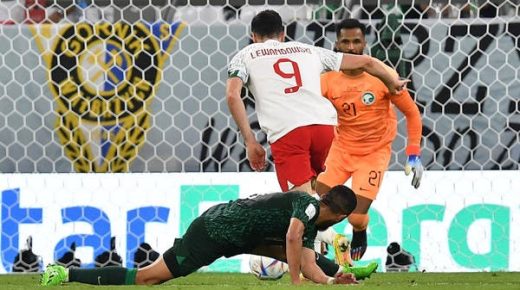 السعودية تهدر الفرص.. وبولندا تفوز