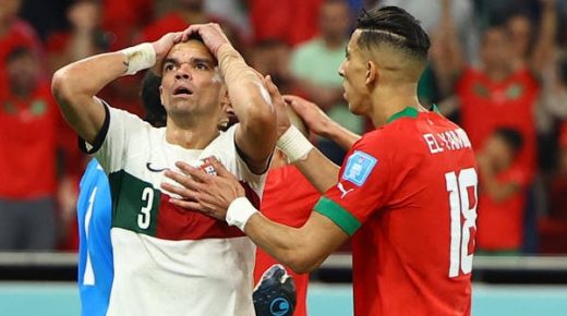 بيبي أنهى مباراة المغرب بكسر في ذراعه