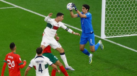 رقم تاريخي جديد لبونو في كأس العالم