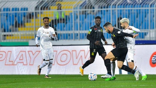 الاتحاد يتعادل مع الشباب في قمة الفرص الضائعة