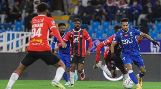 الرائد يحبط الهلال بالتعادل