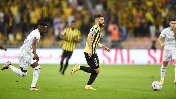 الشباب يستضيف اتحاد جدة وعينهما على التعويض