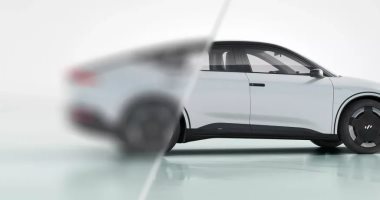 تعليق إنتاج أول سيارة تعمل بالطاقة الشمسية.. اعرف ليه