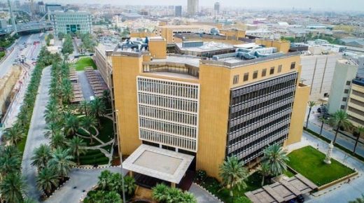 وزير المالية السعودي يعتمد خطة الاقتراض السنوية لعام 2023 بـ 45 مليار ريال