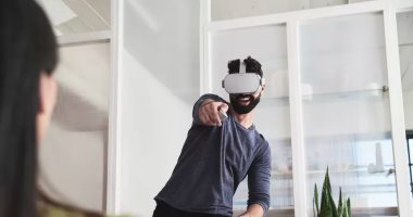 تطبيق واقع افتراضى مرعب يتيح التفاعل مع ذكريات سجلتها على هاتفك الذكى