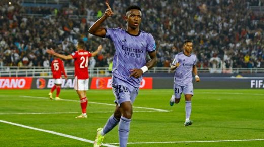 برباعية.. الريال يهزم الأهلي ويواجه الهلال في النهائي