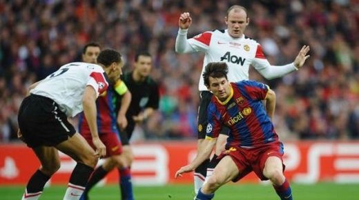 برشلونة ويونايتد يستعيدان لياليهما في مكان لا يليق بهما