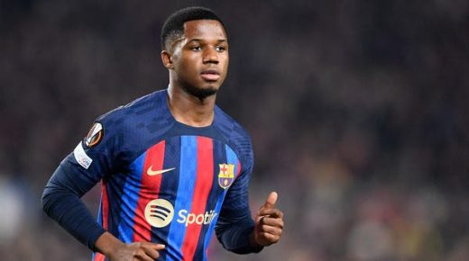 برايتون يستعير فاتي من برشلونة