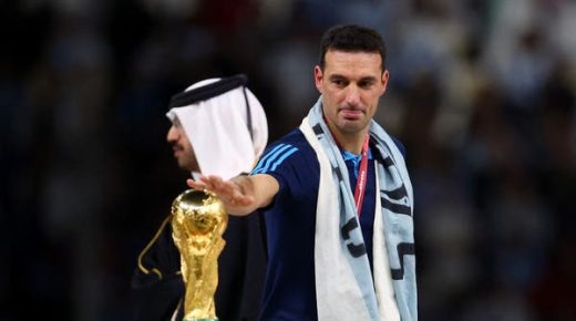 رئيس الاتحاد الأرجنتيني: سكالوني سيبقى مع أبطال العالم
