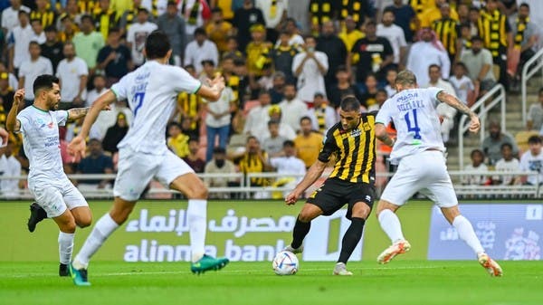 الاتحاد المتصدر في مهمة صعبة أمام الفتح