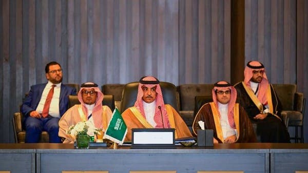 الدوسري يؤكد أهمية توظيف الإعلام لتعزيز الحوار والتسامح