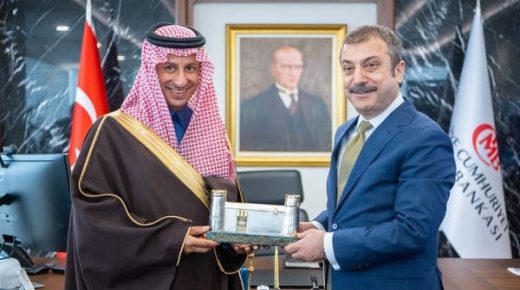 السعودية تقدم 5 مليارات دولار وديعة في البنك المركزي التركي