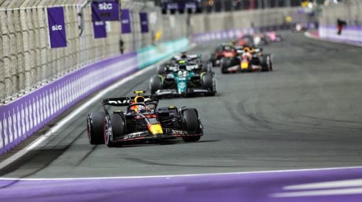 المكسيكي سيرجيو بيريز يفوز بسباق جائزة السعودية الكبرى