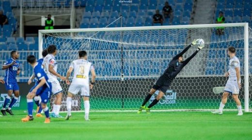 الهلال يحل ضيفاً ثقيلاً على التعاون