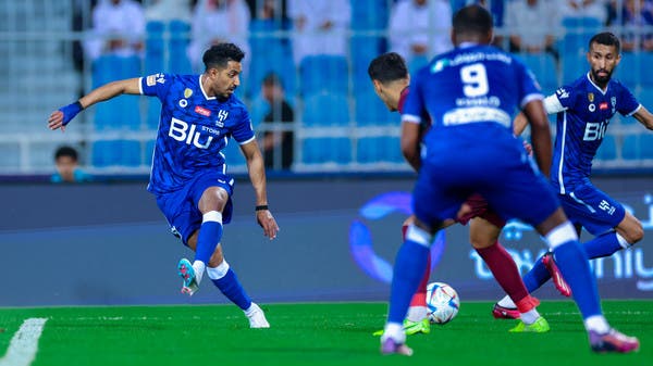 الهلال يهزم الاتفاق والشباب يتعادل مع الرائد