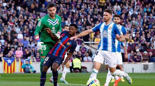 تشافي ظلمني.. وبرشلونة لا يحترمني