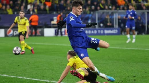 تشيلسي يتطلع للعودة أمام دورتموند وإنقاذ مدربه