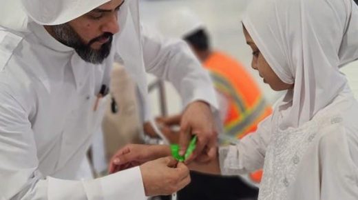 سوار لمتابعة الأطفال في المسجد الحرام.. هذه تفاصيله