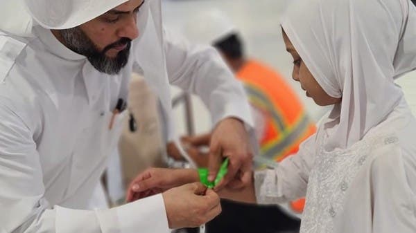 سوار لمتابعة الأطفال في المسجد الحرام.. هذه تفاصيله