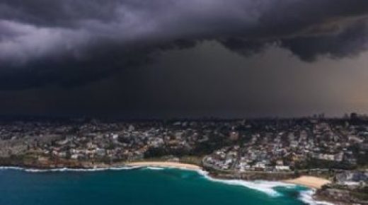 علماء يكتشفون سبب ازدياد الاضطراب الجوى سوءا أثناء الطيران