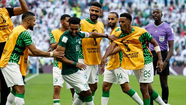 قائمة المنتخب السعودي تشهد غياب الفرج وعودة غريب