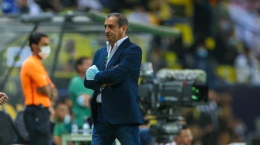 دياز.. مدرب لا يعرف الخسارة أمام النصر في الدوري