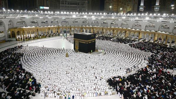 دعوة من السعوديين لأصدقائهم.. 4 مزايا لتأشيرة الزيارة الشخصية