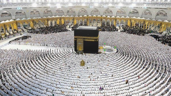 مليون ونصف المليون مصل بالمسجد الحرام ليلة 25 رمضان